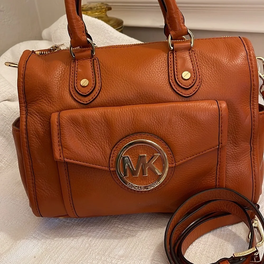 MICHAEL KORS-Margo satchel in burnt orange - NWT
